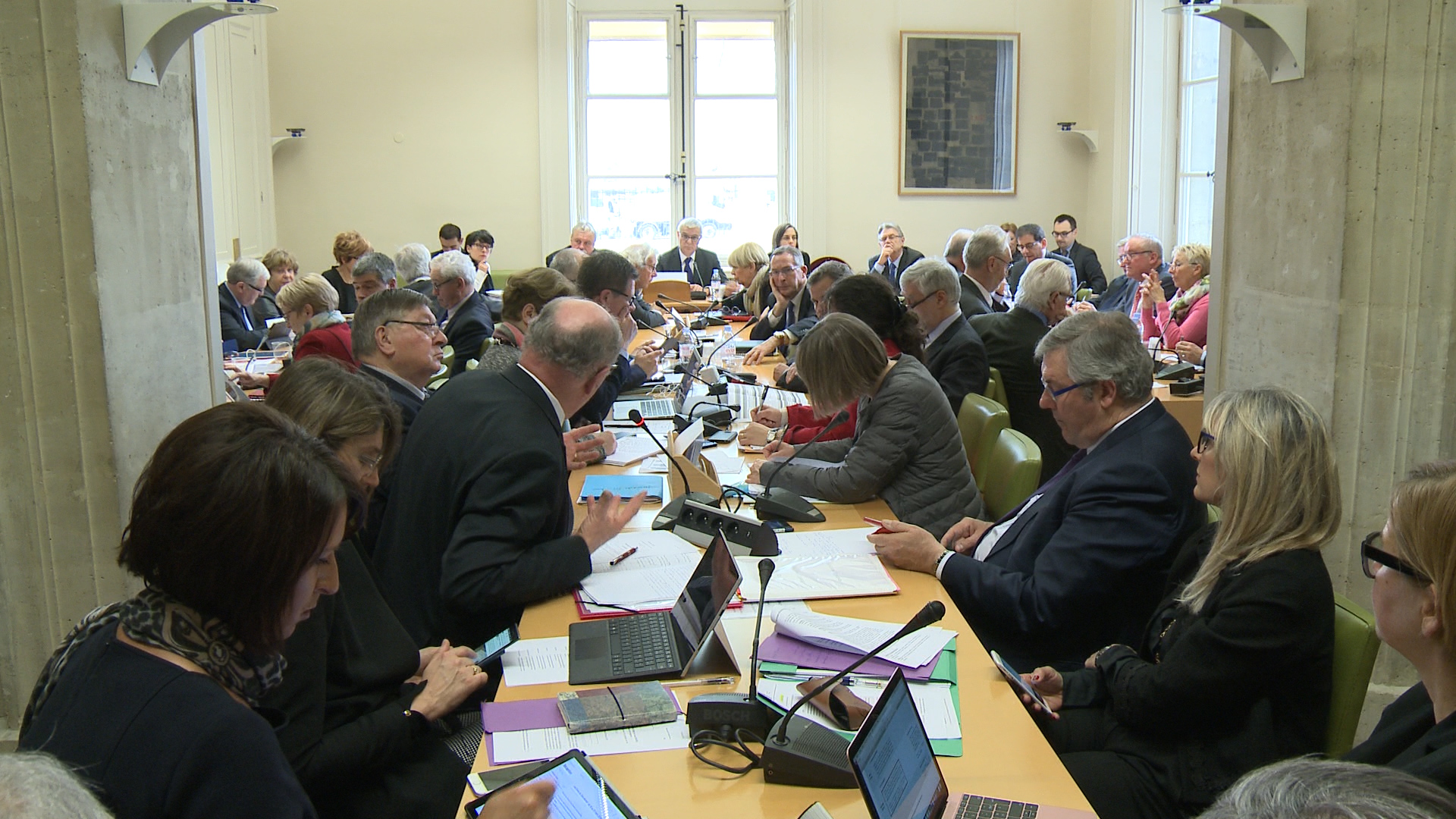 Questions sur : La proposition de loi relative à l'ouverture à la concurrence du transport ferroviaire de voyageurs